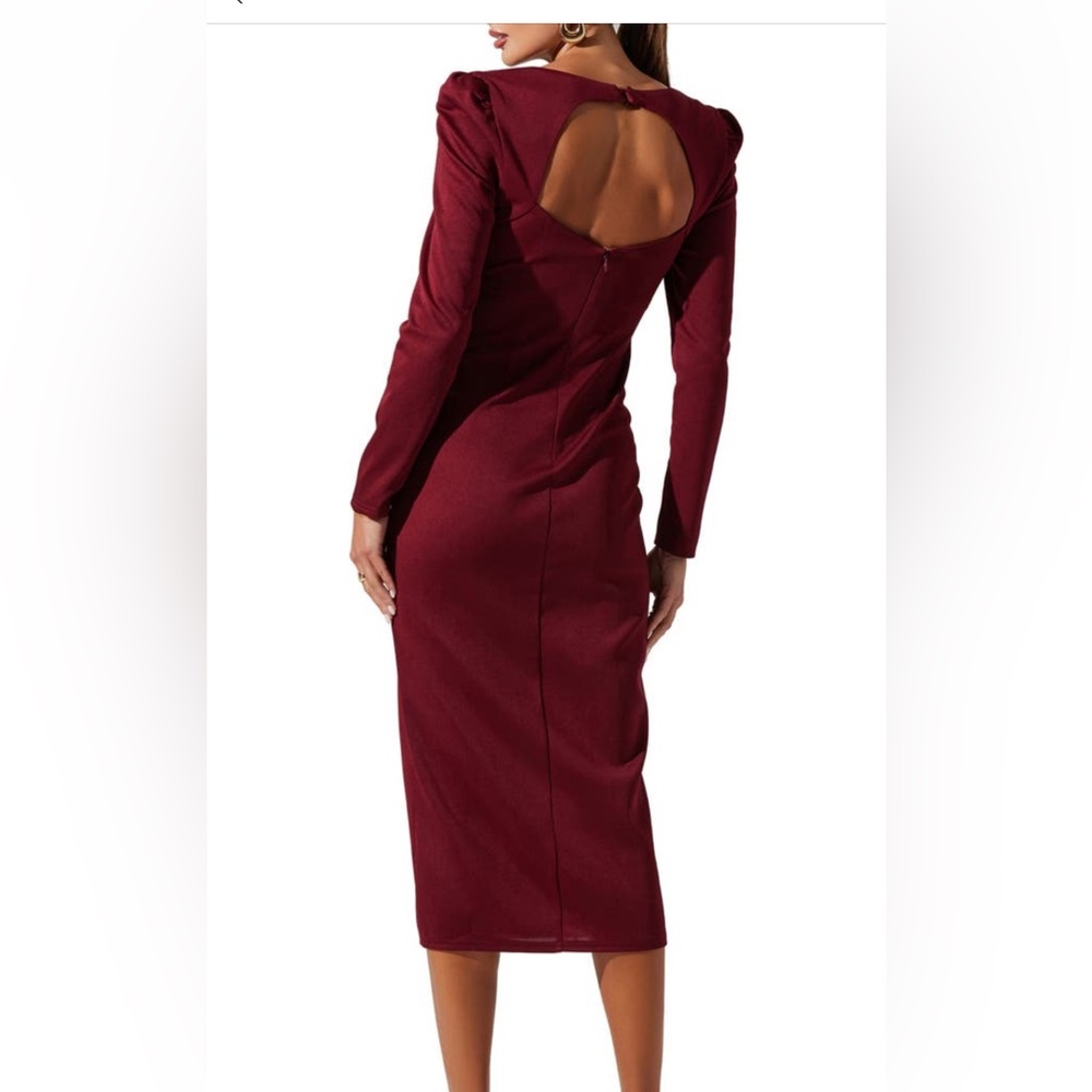 ASTR the label back cutout long sleeve midi dress- medium - Picture 3 of 6